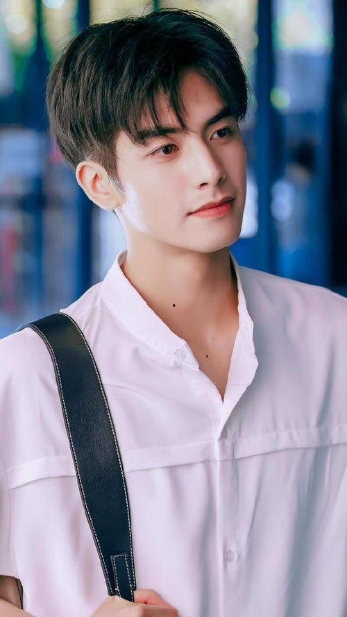 宋威龙狗仔爆料了吗视频,揭秘娱乐圈幕后真相  第2张